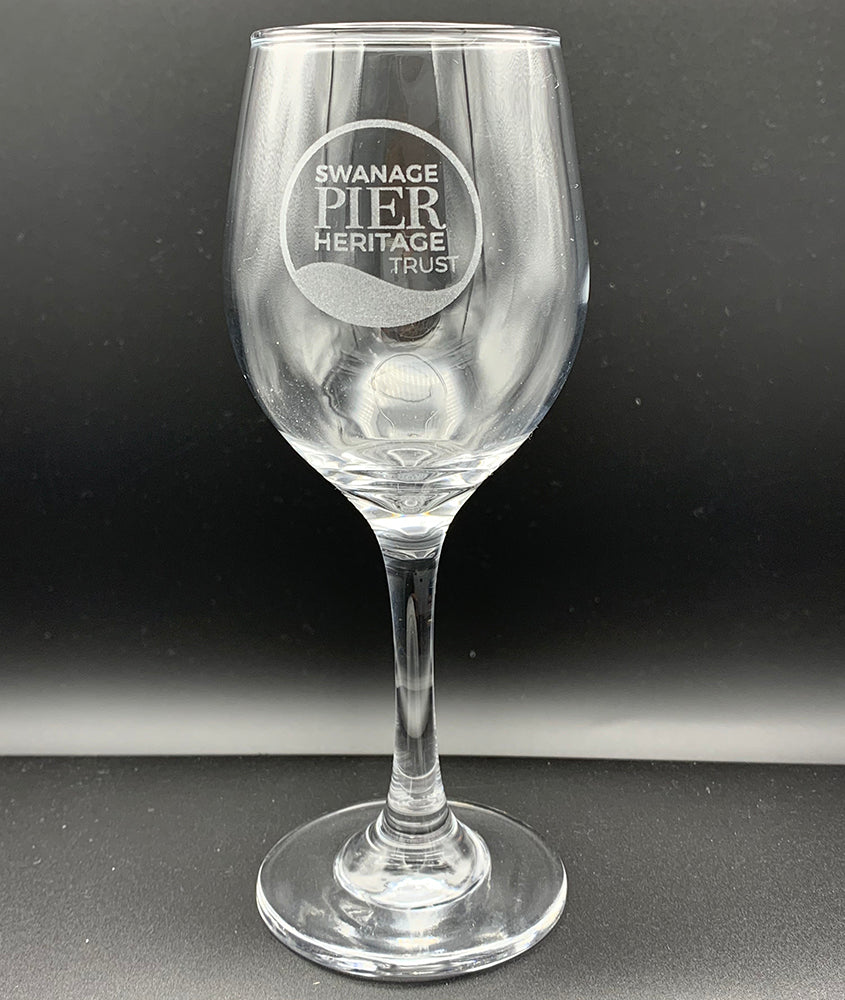 Swanage Pier Heritage Etched Wine Glass